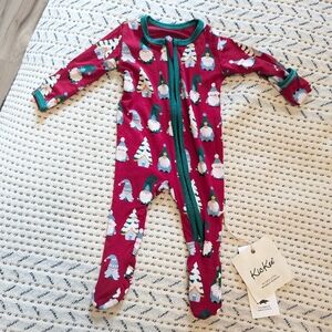 🛷🎄Kickee Pants gnome - Christmas red Zippie- Santa Sleigh🎄🛷 Newborn